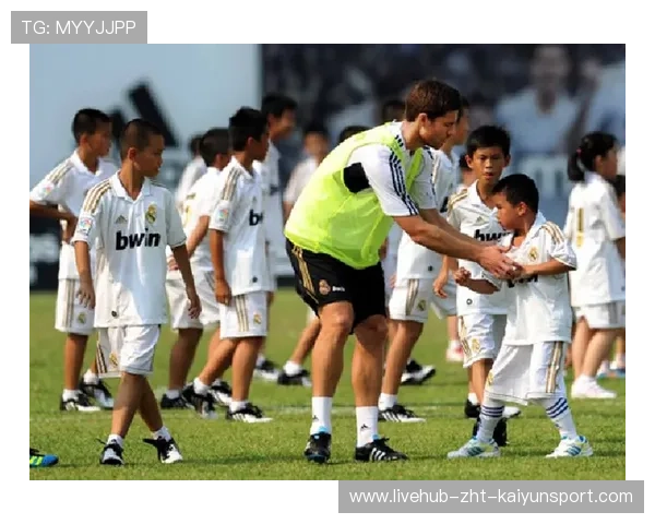 冠军球队球员个人训练营开放报名，名额有限，冠军足球俱乐部