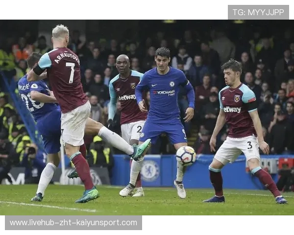 欧冠第一轮强强碰撞,焦点大战接连不断!,欧冠首战 欧冠第一轮强强碰撞,焦点大战接连不断!,欧冠首战